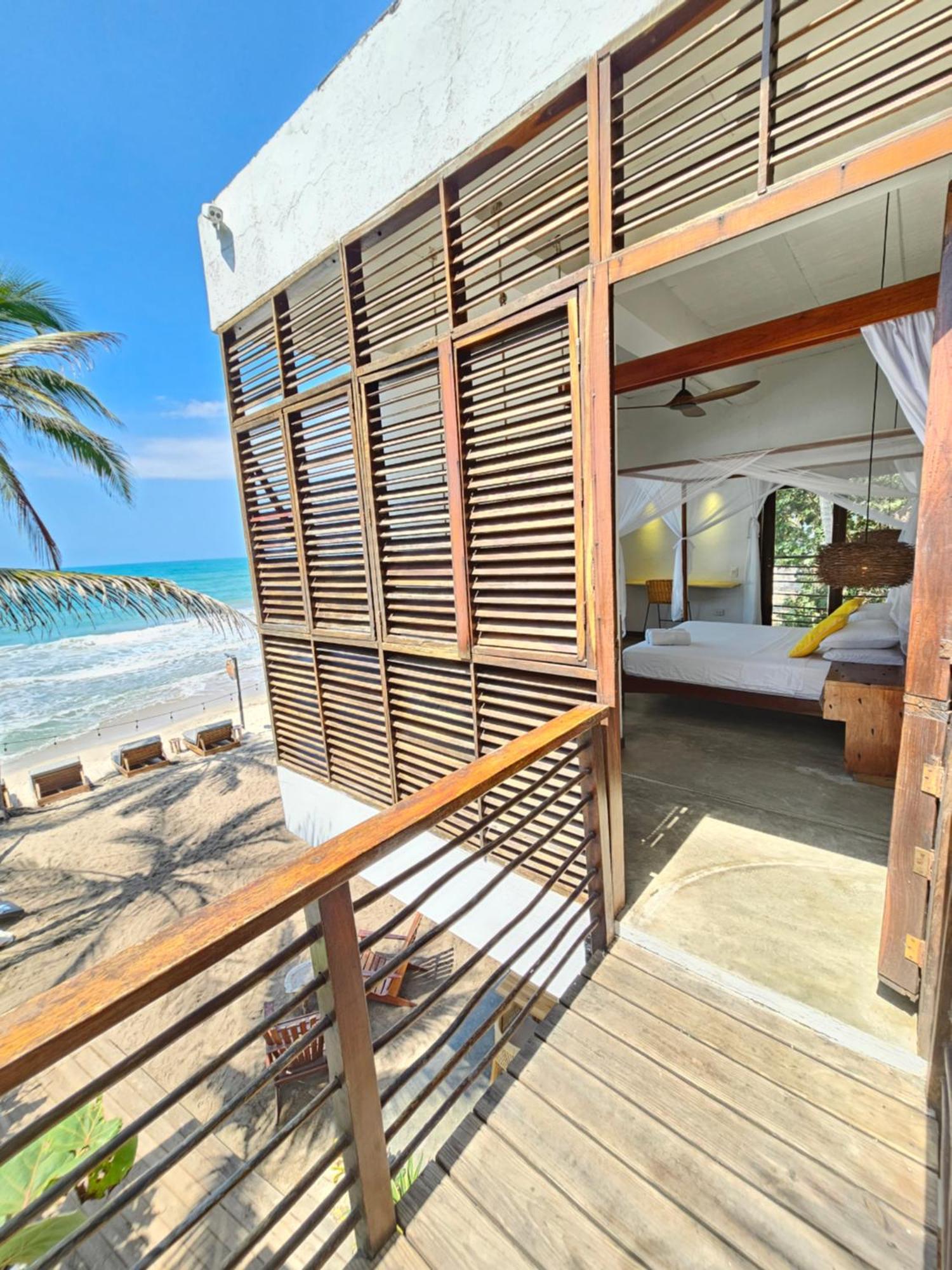 Makao Beach Hotel Паломино Екстериор снимка